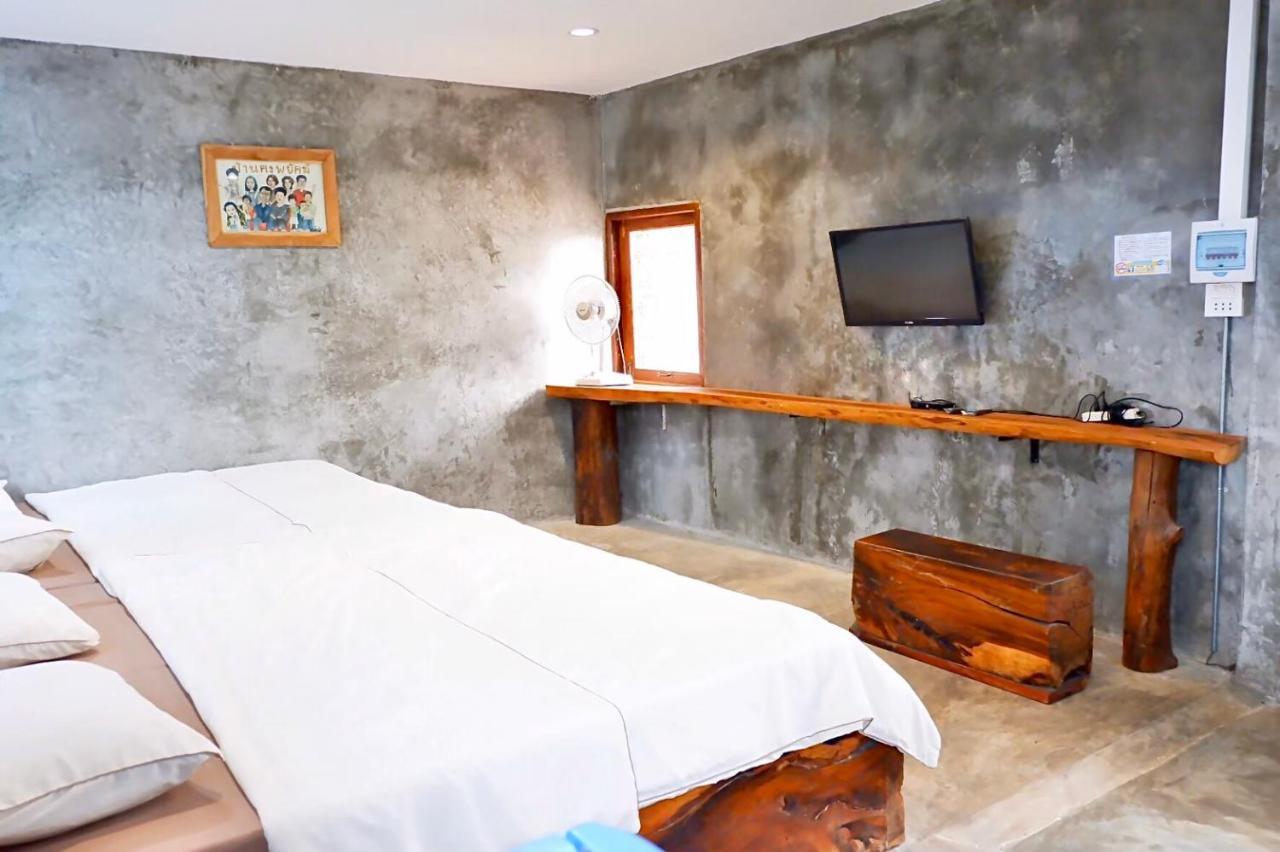 Chokchai Hotel Ban Huai Maenam Noi Eksteriør billede