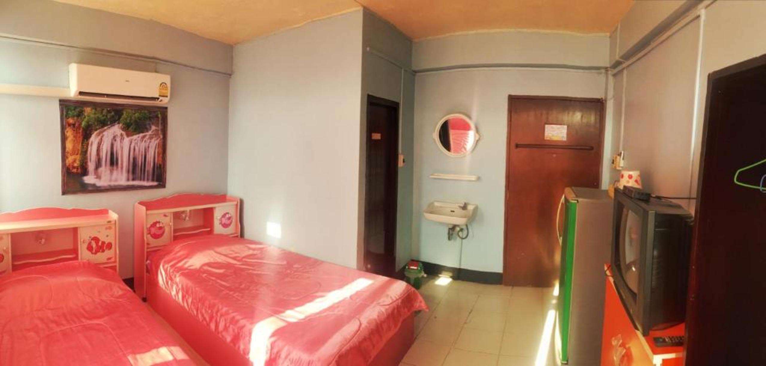 Chokchai Hotel Ban Huai Maenam Noi Eksteriør billede